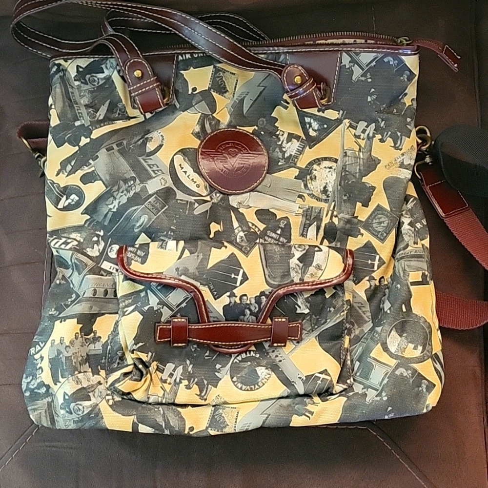 Sydney love crossbody